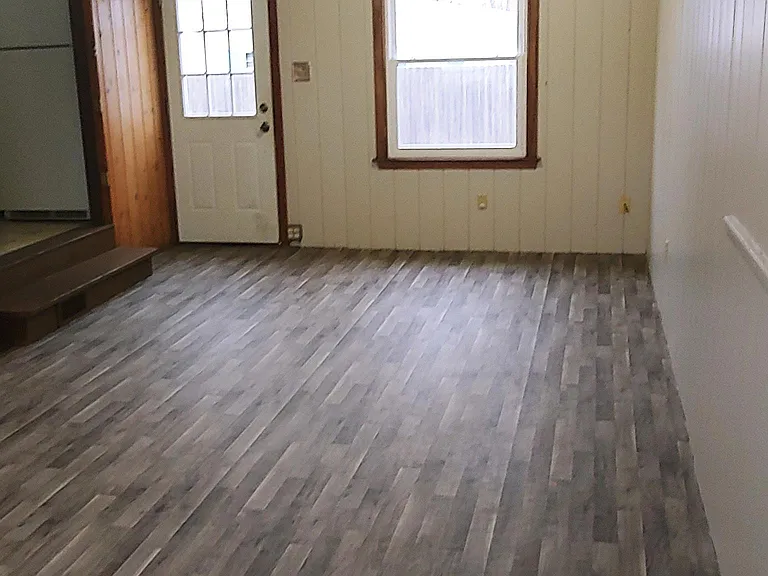 6222 S Calhoun St — Photo 10
