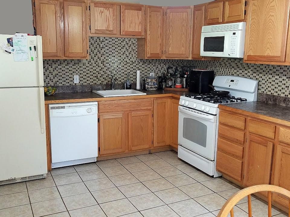 2nd image of 3015 Menands Dr