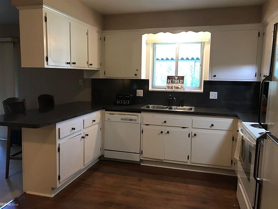 31590 23 Mile Rd, photo 15