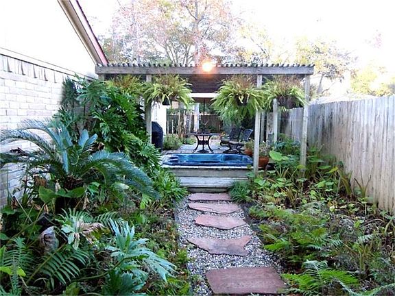 2nd image of 3939 Hidden Glen Dr