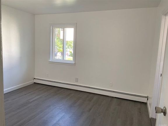 4th image of 84 Liberty Ave Floor 1