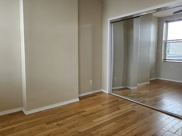98 Maple St #3A — Photo 13