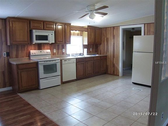 3rd image of 16841 Sugar Berry Ln