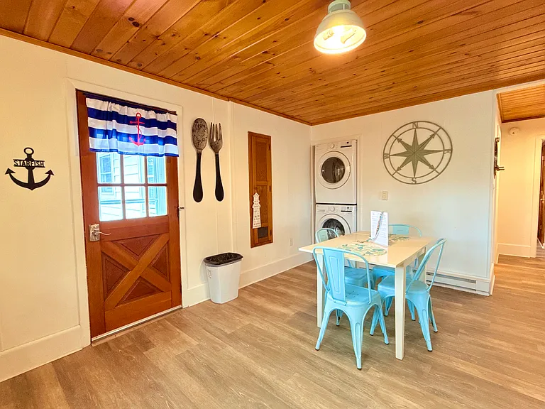 542 Ocean Ave #2 — Photo 5