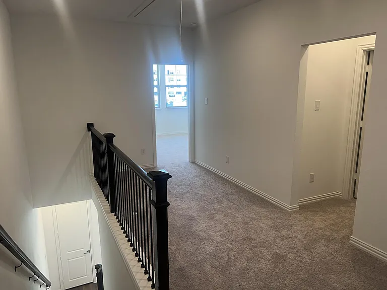 4512 Ward St — Photo 13