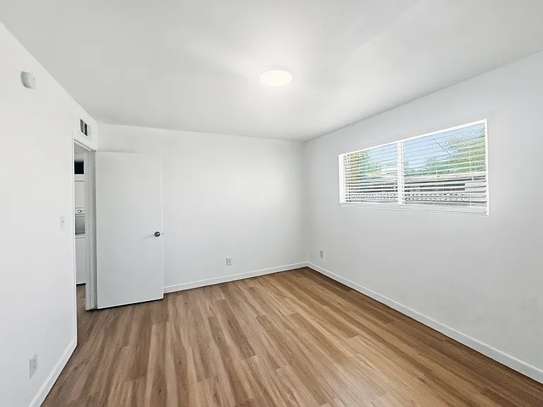 1808 N 31st St #7 — Photo 8