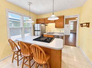 1145 Beech St, Saint Paul, MN 55106
