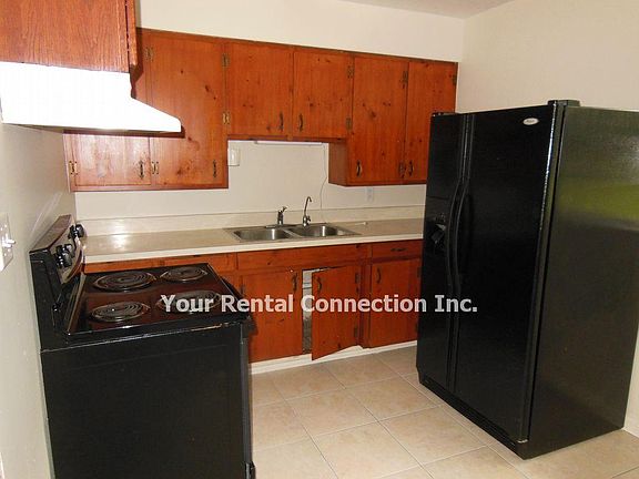2nd image of 2439 Broadway St