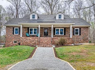 13504 Pine Oak Ln, Montpelier, VA 23192