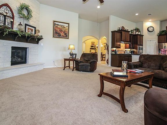 4th image of 1732 Coral Cliff Dr
