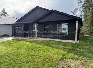 1019 Peach Rd, Winlock, WA 98596