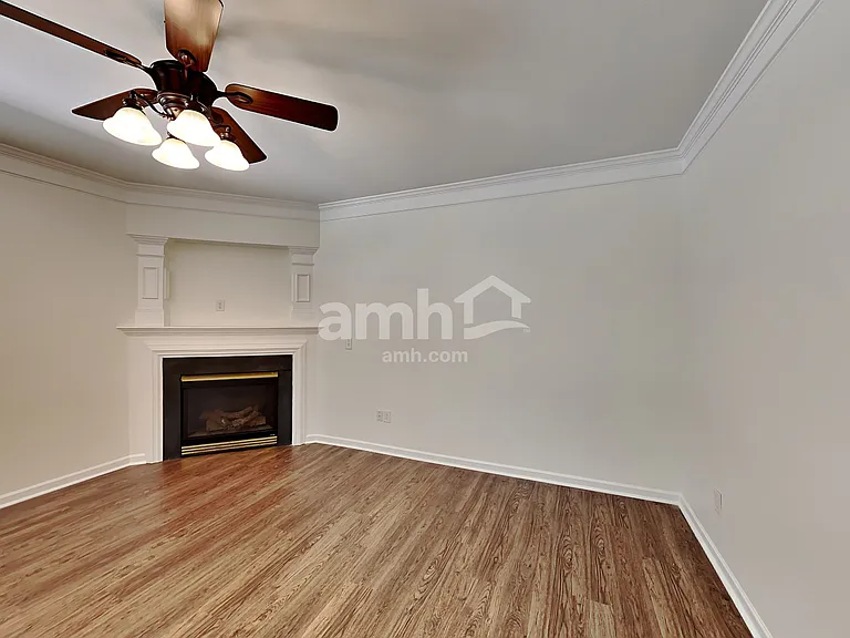 3801 Wingdale Ct — Photo 5