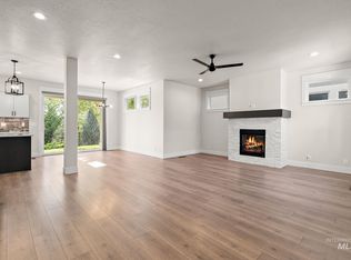 1948 E Knobcone Dr, Meridian, ID 83642