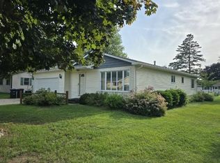 111 School Ct, Shawano, WI 54166