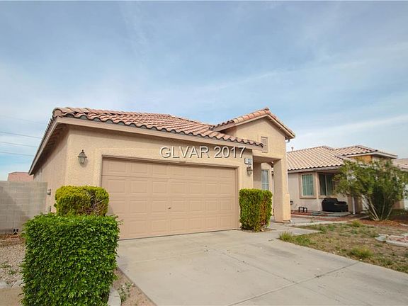 3rd image of 1337 Desert Solitude St