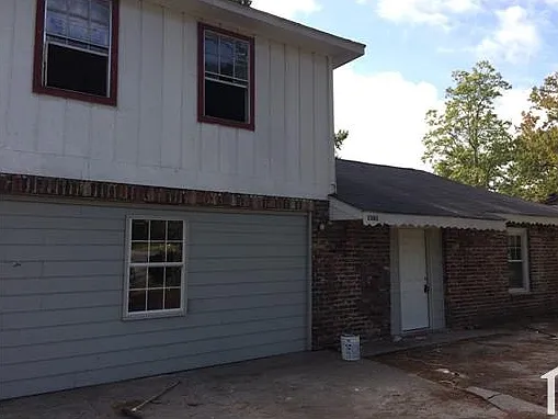 1301 W Gulf Field Dr