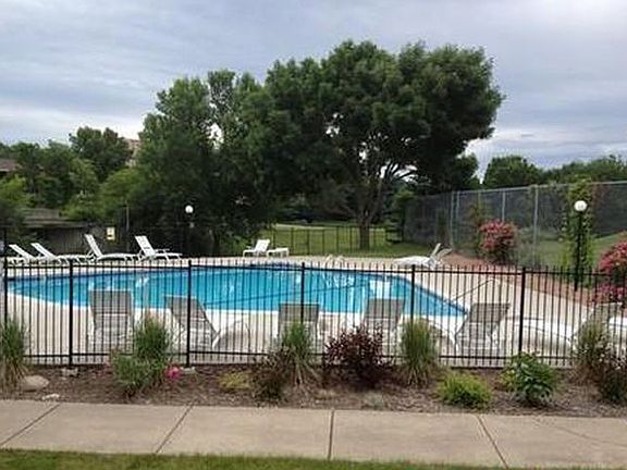 4th image of 5627 Green Circle Dr APT 321