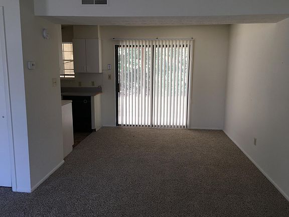 3rd image of 2049 Pecan Ct