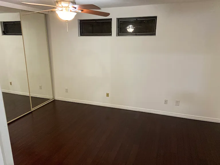 7022 Edgemere Ter — Photo 12