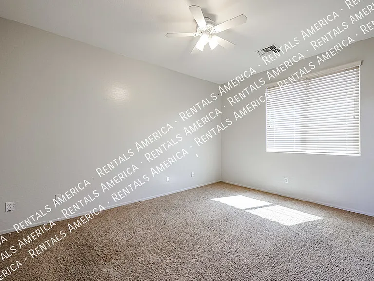 1155 E Winchester Pl — Photo 9