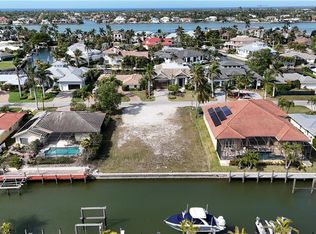 2165 Tarpon Rd, Naples, FL 34102
