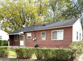 32332 Kalamazoo Ct, Westland, MI 48186