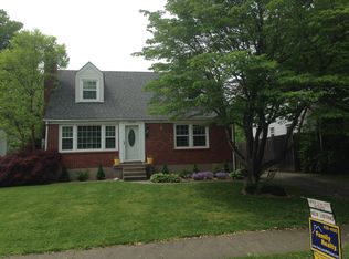 3006 Talisman Rd, Louisville, KY 40220