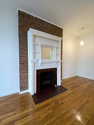 Rented by City Connections Realty | media 15