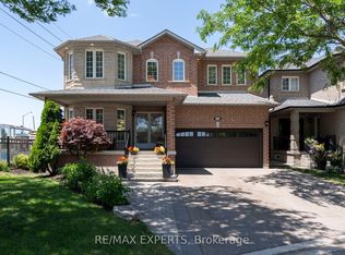 26 Blue Diamond Ter, Vaughan, ON L4H 2G3