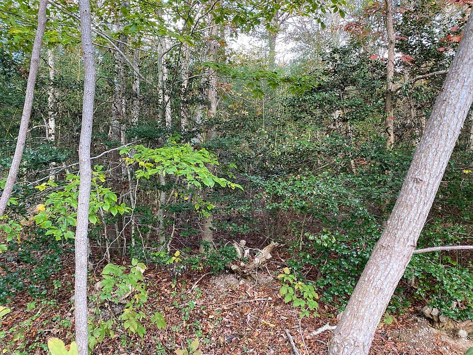 2nd image of 93 Deerfield Road