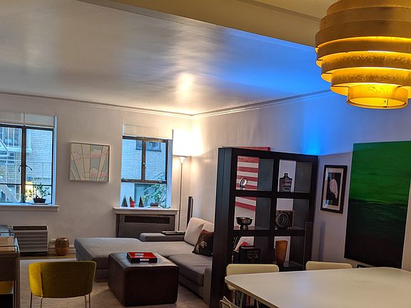 4th image of 255 W 23rd St APT 2BE