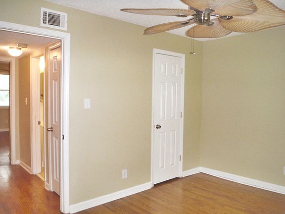 Fans in both bedrooms
