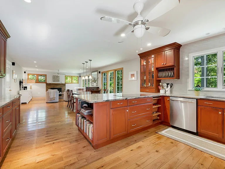 3600 Rocky Point Rd — Photo 14