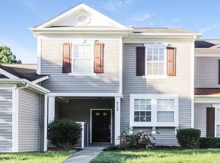 8248 Carob Tree Ln, Charlotte, NC 28215