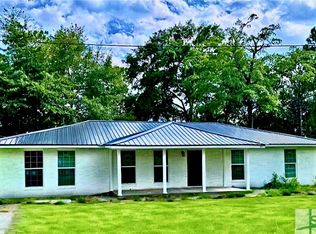 621 Lee Rd, Hinesville, GA 31313