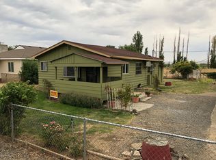 160 South St, Wapato, WA 98951