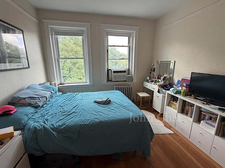 70 Chiswick Rd #21 — Photo 18
