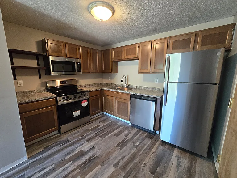 311 Lita Ln #311 — Photo 2