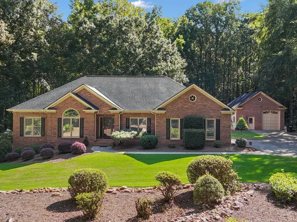 175 Postwood Dr, Fayetteville, GA 30215