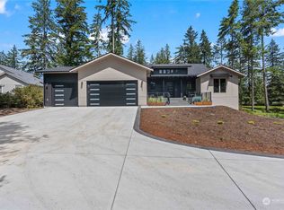 941 E Manzanita Dr, Union, WA