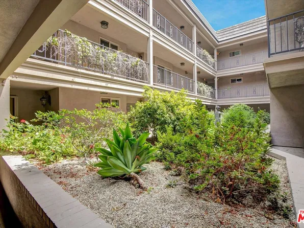 439 N Doheny Dr Unit 204, Beverly Hills, CA 90210