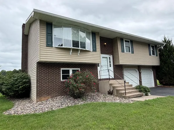 227 Burrell Blvd, Allentown, PA 18104