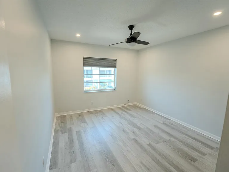 6231 Bay Club Dr #4 — Photo 6