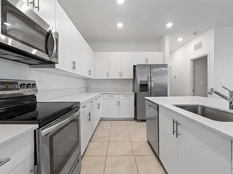 11903 SW 241st St — Photo 12