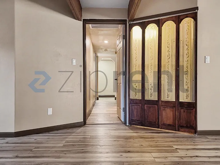 860 Watt Ave #MAIN HOUSE — Photo 42