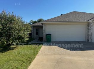 3005 Enchanted Rd, Granbury, TX 76049