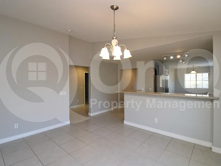 18620 W Larkspur Dr — Photo 7