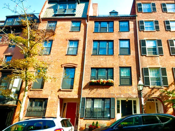 11 Joy St #4, Boston, MA 02114