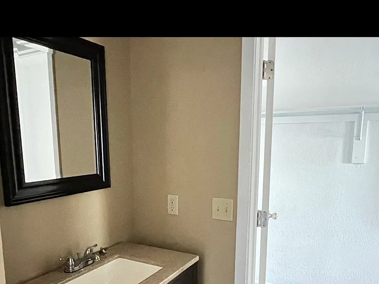 1610 Albert Broadfoot St — Photo 4