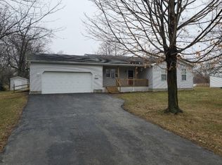 2750 Crestview Dr, North East, PA 16428